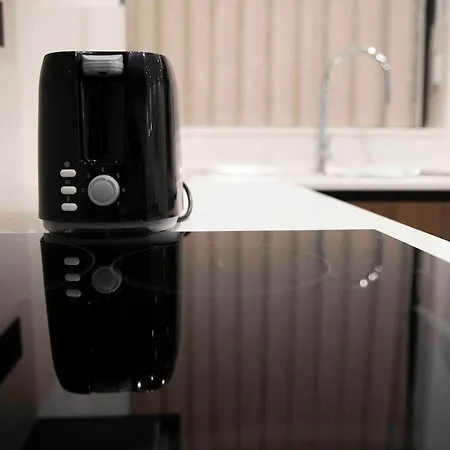 Flat 2, Close To Countryside & Beaches * L-Imgarr