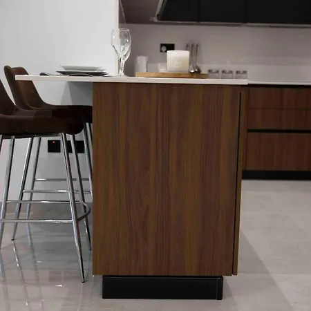 Flat 2, Close To Countryside & Beaches Apartment L-Imgarr
