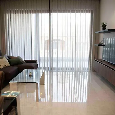 Flat 2, Close To Countryside & Beaches *