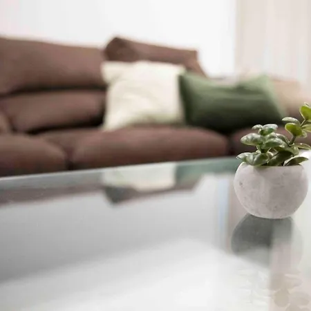 アパート Flat 2, Large 3 Bedroom Apartment, Close To Countryside & Beaches, Sleeps 11! L-Imgarr