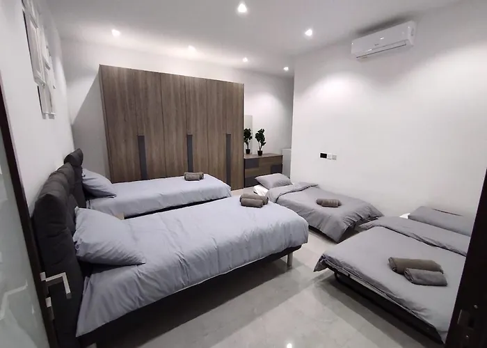 Flat 2, Close To Countryside & Beaches