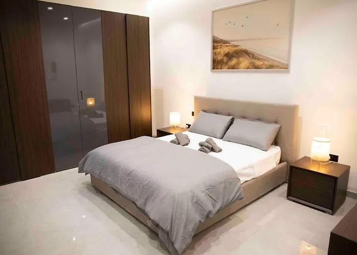 Flat 2, Close To Countryside & Beaches * L-Imgarr