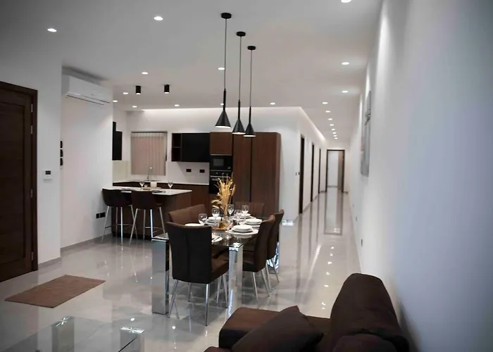 Flat 2, Close To Countryside & Beaches