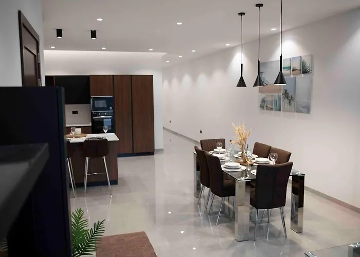 Flat 2, Close To Countryside & Beaches